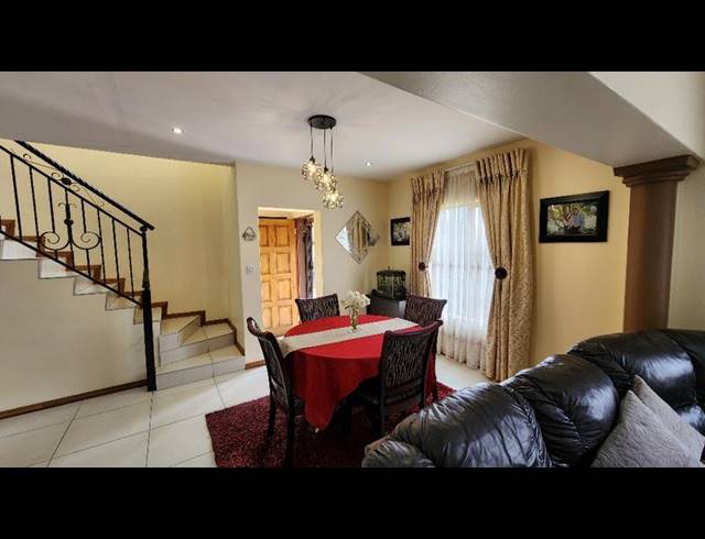 3 BEDROOM HOUSE FOR SALE IN PARKRAND